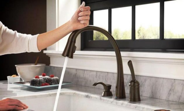 Memilih Kran Air Dapur Touchless untuk Rumah