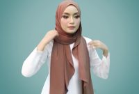 Langkah Menggunakan Hijab Pashmina dengan Gampang